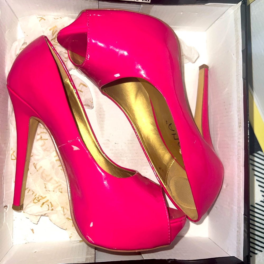 Size 8 heels